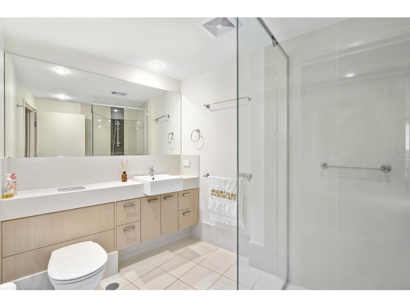 263/135 Lakelands Drive, Merrimac QLD 4226