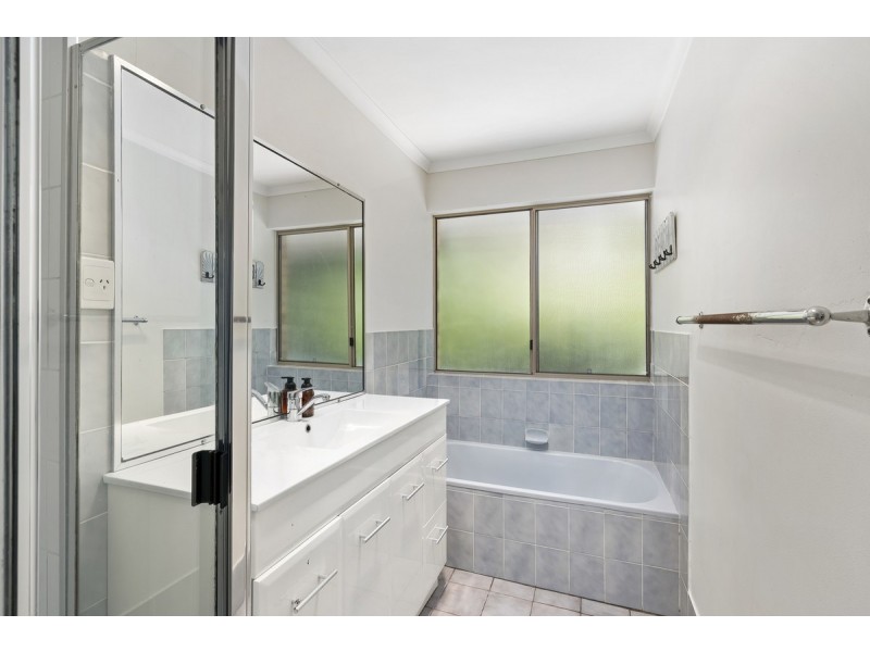 13 Coote Court, Currumbin Waters QLD 4223