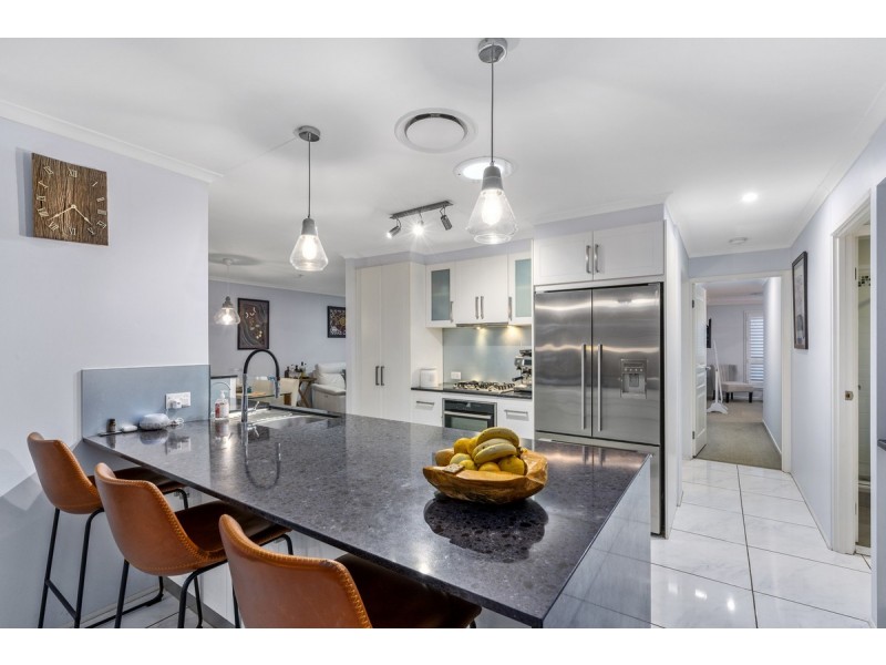 12 Tiley Court, Highland Park QLD 4211