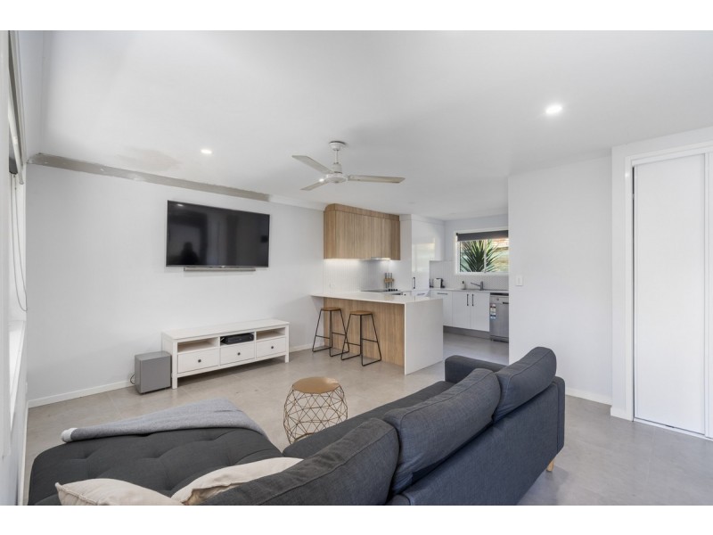 2/2 Hope Street, Nerang QLD 4211