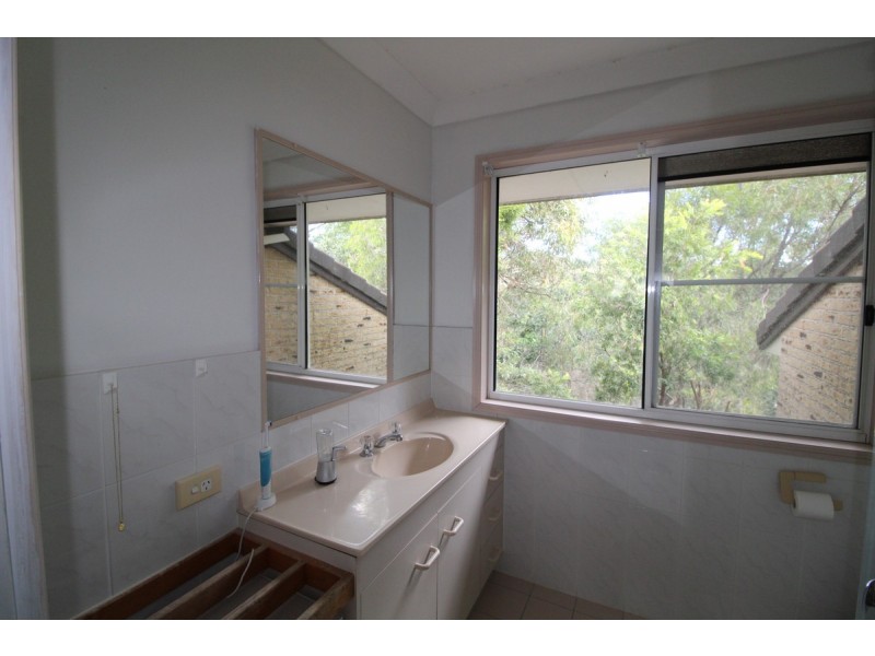 15/164 Alexander Drive, Highland Park QLD 4211