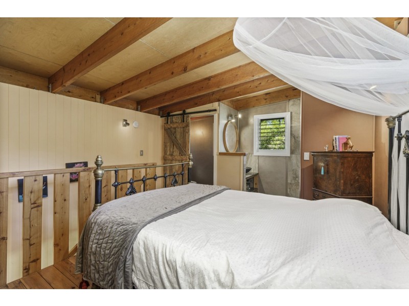 37 Lyrebird Ridge Road, Springbrook QLD 4213