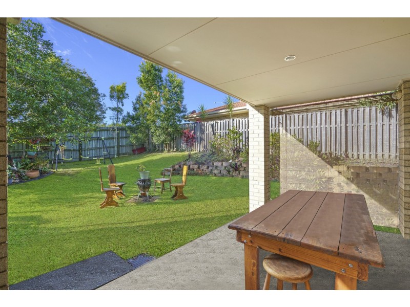 2/25 McRae Circuit, Pacific Pines QLD 4211