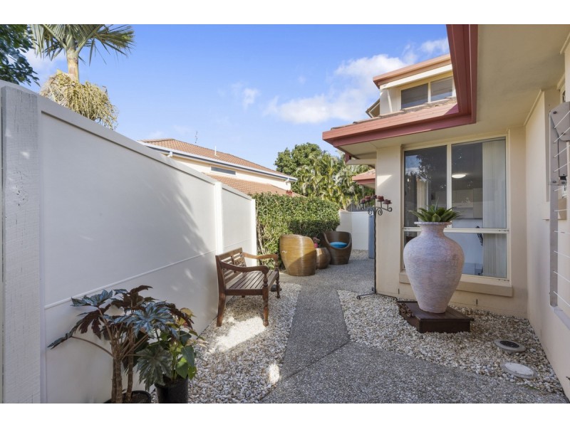 1/79 Riverpark Drive, Nerang QLD 4211