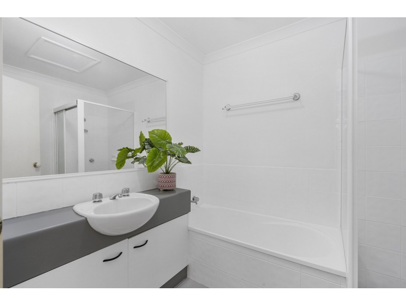 1/79 Riverpark Drive, Nerang QLD 4211