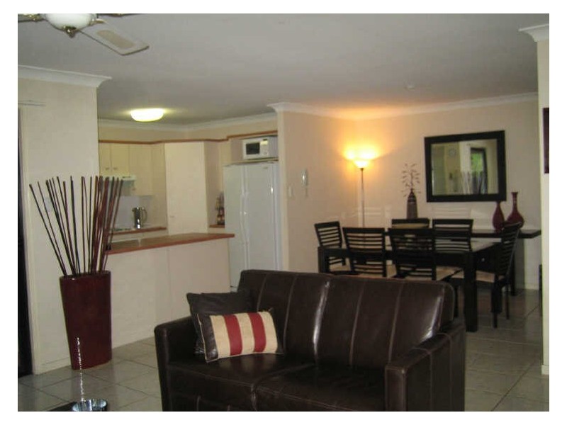 33/1 Studio Drive, Oxenford QLD 4210