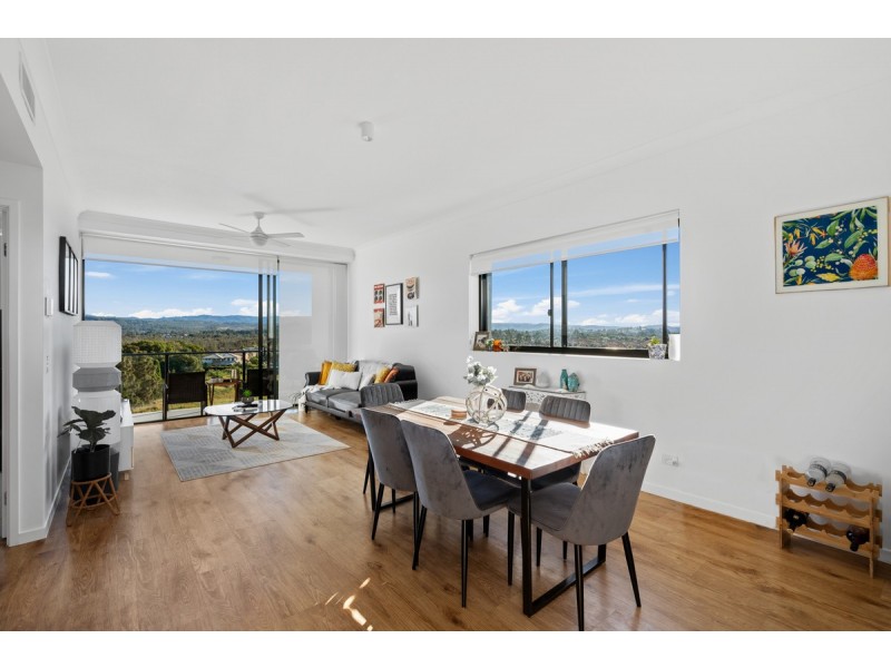 501/112 Palm Meadows Drive, Carrara QLD 4211