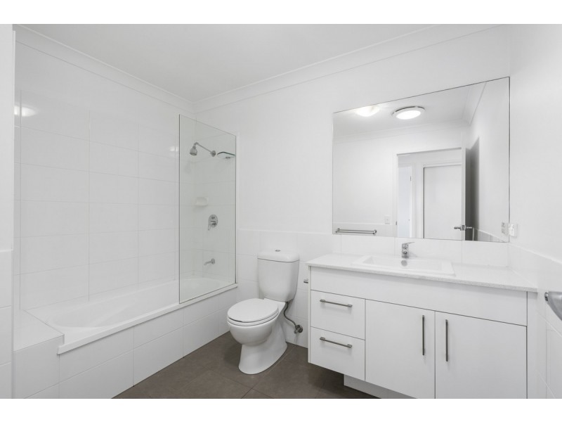 23/40-48 Macadie Way, Merrimac QLD 4226
