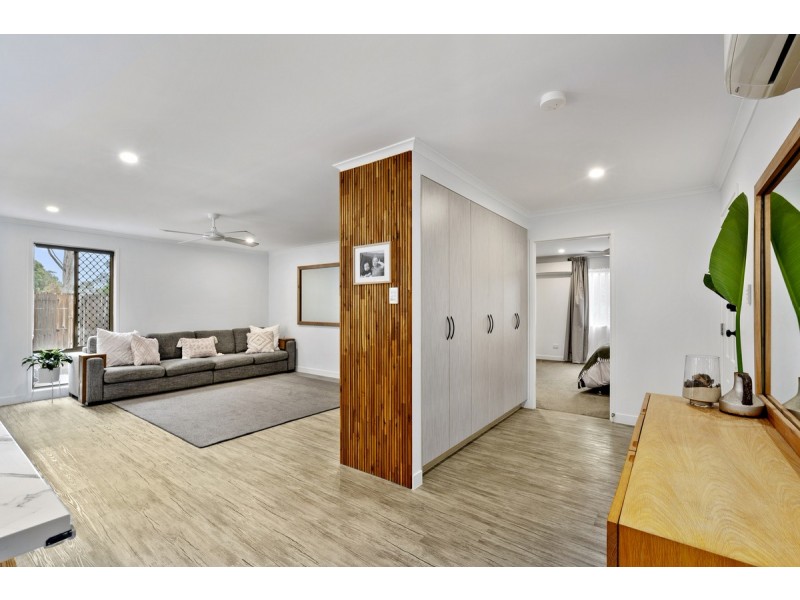 10 Culloden Court, Highland Park QLD 4211