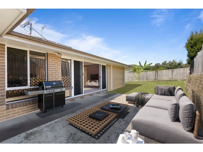 12 Abbey Rose Way, Nerang QLD 4211