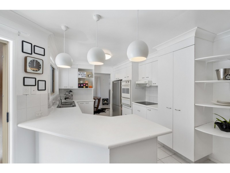 41 Hastings Crescent, Carrara QLD 4211