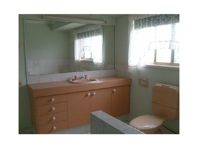 13 Sharne Court, Carrara QLD 4211