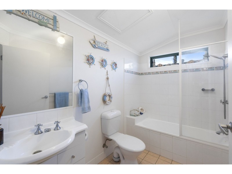 35 Inverness Court, Nerang QLD 4211