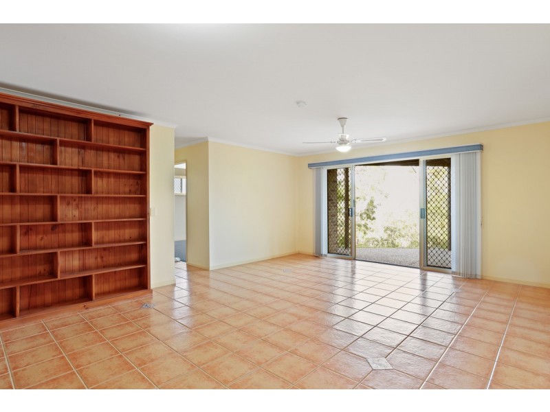 86 Armstrong Way, Highland Park QLD 4211