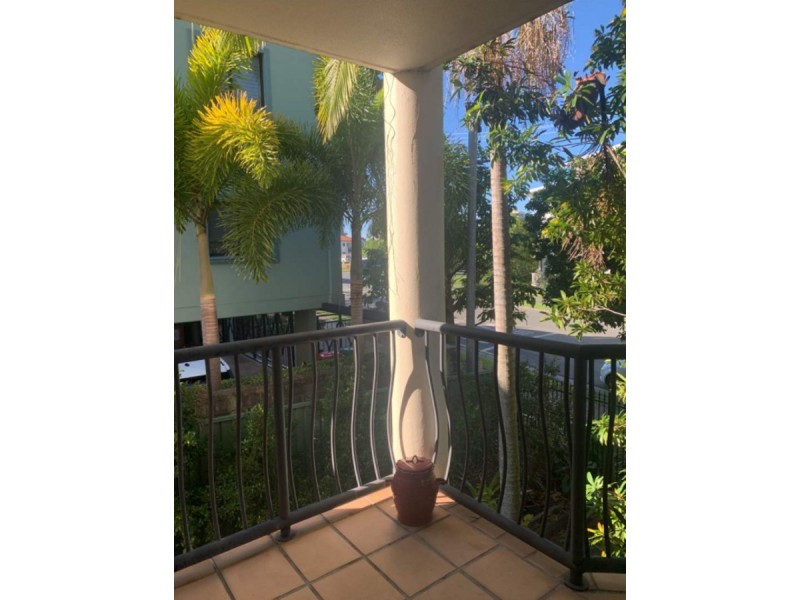 27/16-26 Waverley Street, Southport QLD 4215