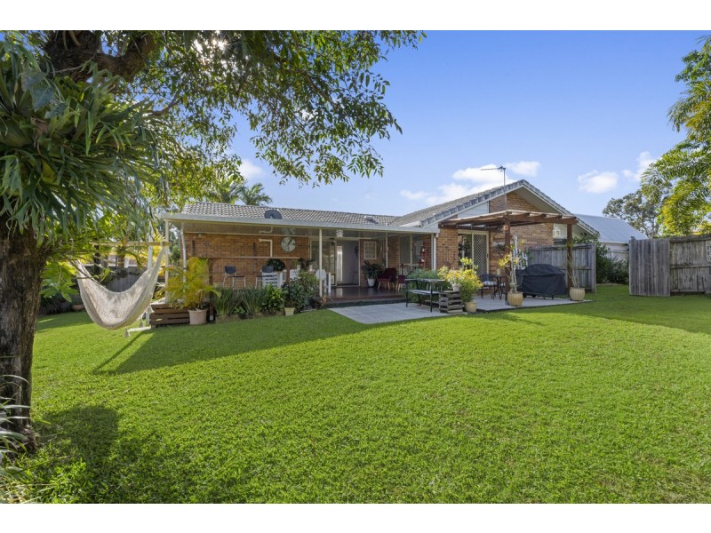 5 Dunhill Court, Carrara QLD 4211