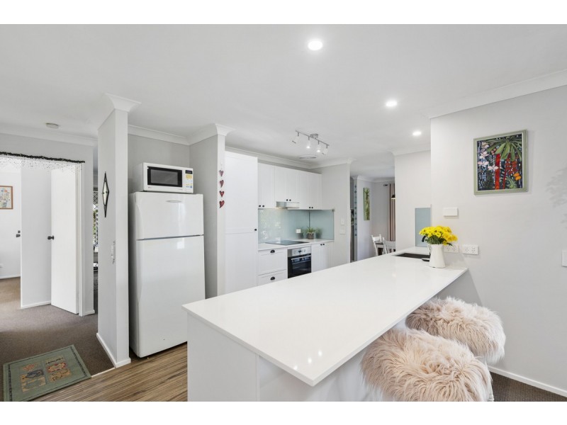 5 Dunhill Court, Carrara QLD 4211