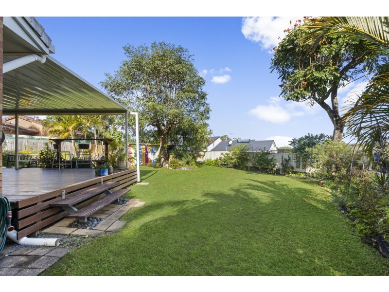 5 Dunhill Court, Carrara QLD 4211