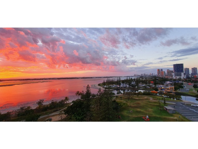 1110/182 Marine Parade, Labrador QLD 4215