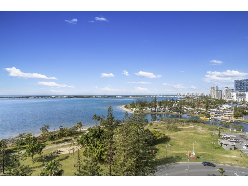 1110/182 Marine Parade, Labrador QLD 4215