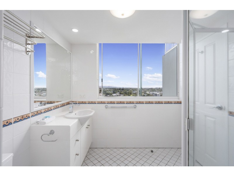 1110/182 Marine Parade, Labrador QLD 4215