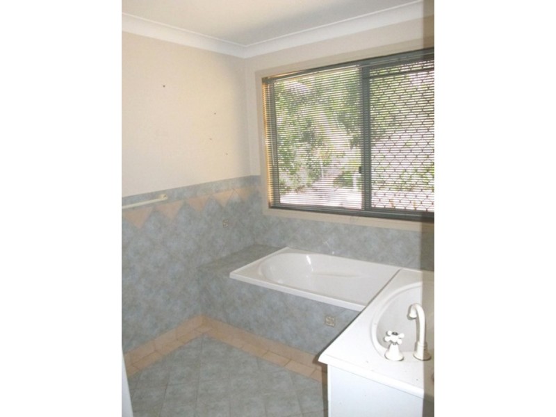 3 Jancoon Court, Carrara QLD 4211