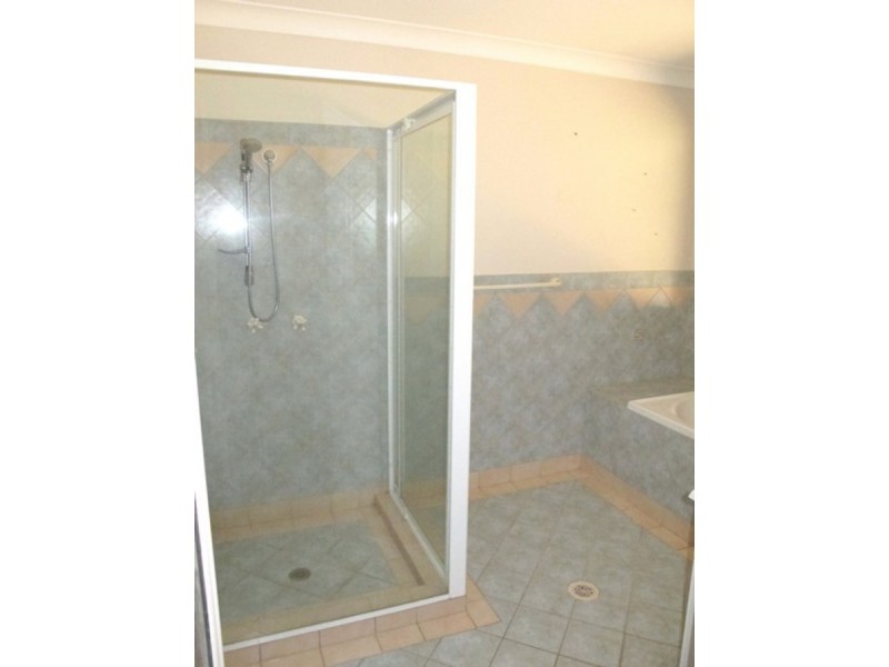 3 Jancoon Court, Carrara QLD 4211