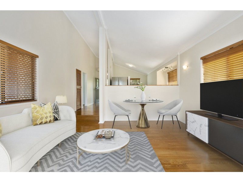 21 Lytham Court, Highland Park QLD 4211