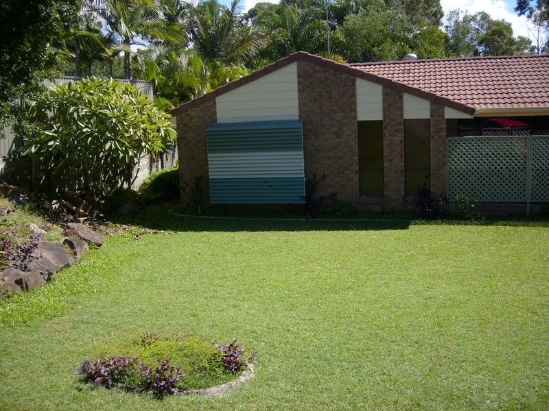 6 Eamonn Court, Highland Park QLD 4211