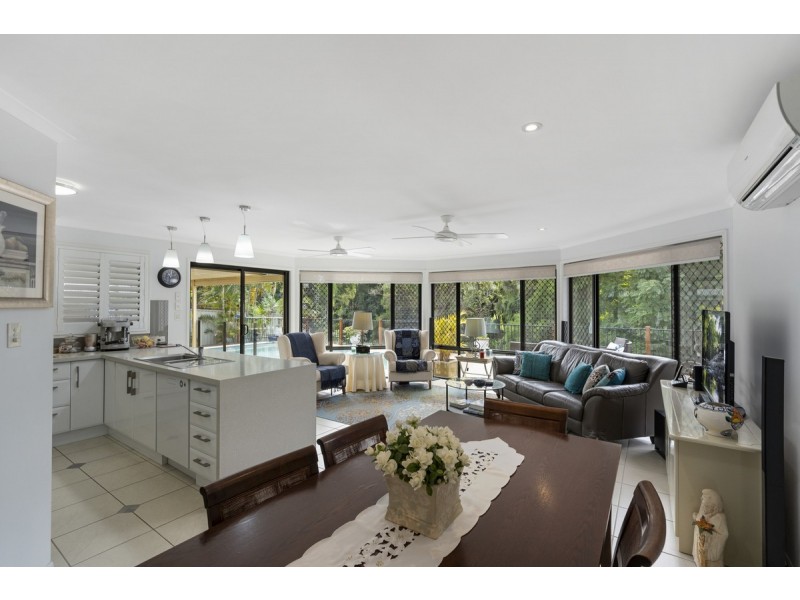 8 Riverbend Drive, Canungra QLD 4275