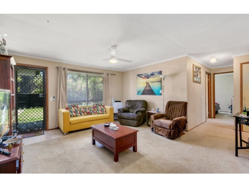 2/13 Gumbeel Court, Highland Park QLD 4211