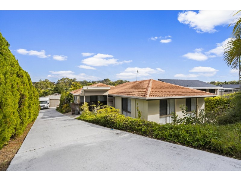 13 Aberdeen Court, Highland Park QLD 4211
