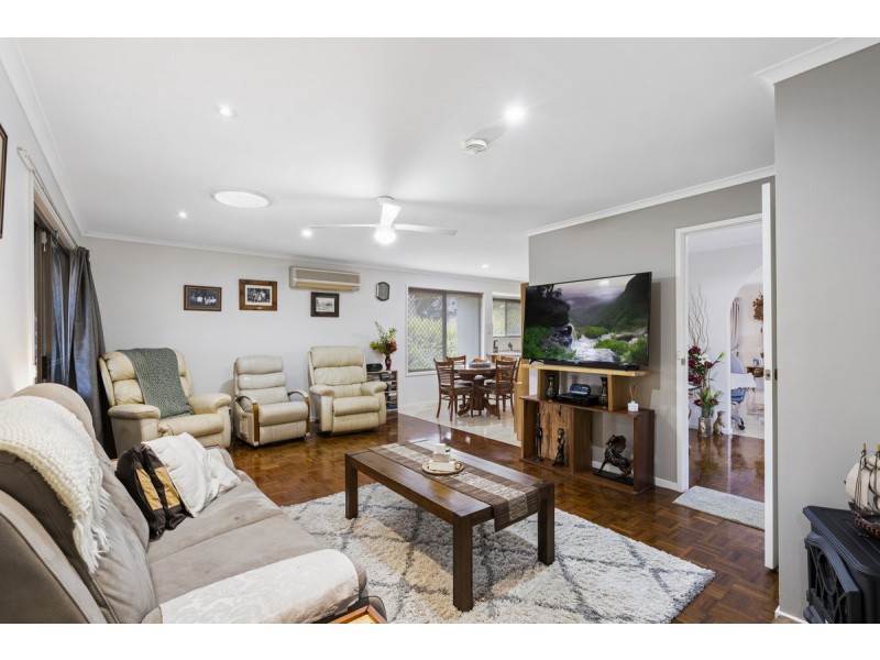 13 Aberdeen Court, Highland Park QLD 4211