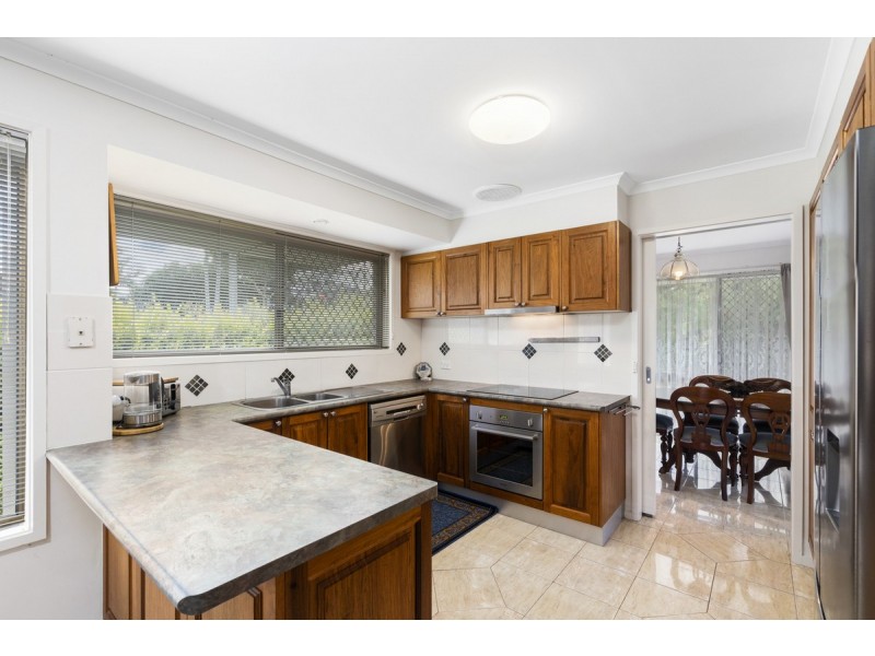 13 Aberdeen Court, Highland Park QLD 4211