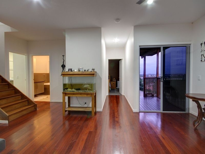 38 Convery Crescent, Highland Park QLD 4211