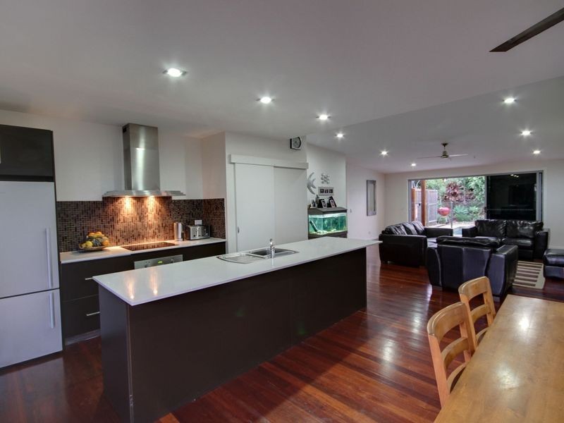 38 Convery Crescent, Highland Park QLD 4211