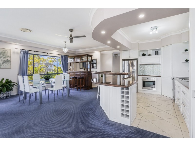 55 Armstrong Way, Highland Park QLD 4211