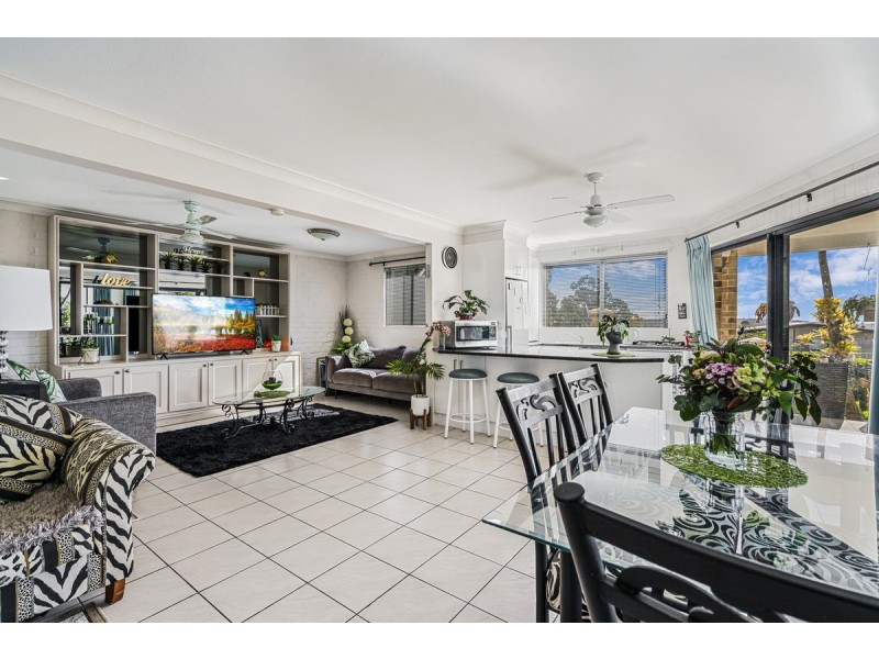 55 Armstrong Way, Highland Park QLD 4211