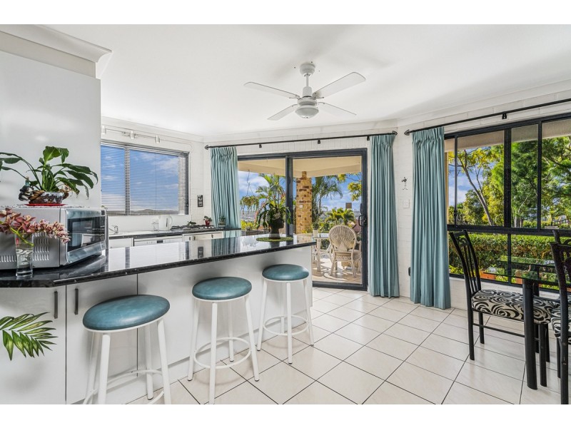 55 Armstrong Way, Highland Park QLD 4211