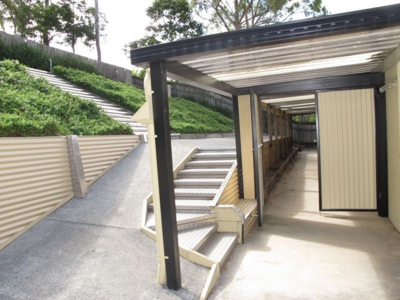 13 Lauder Court, Highland Park QLD 4211