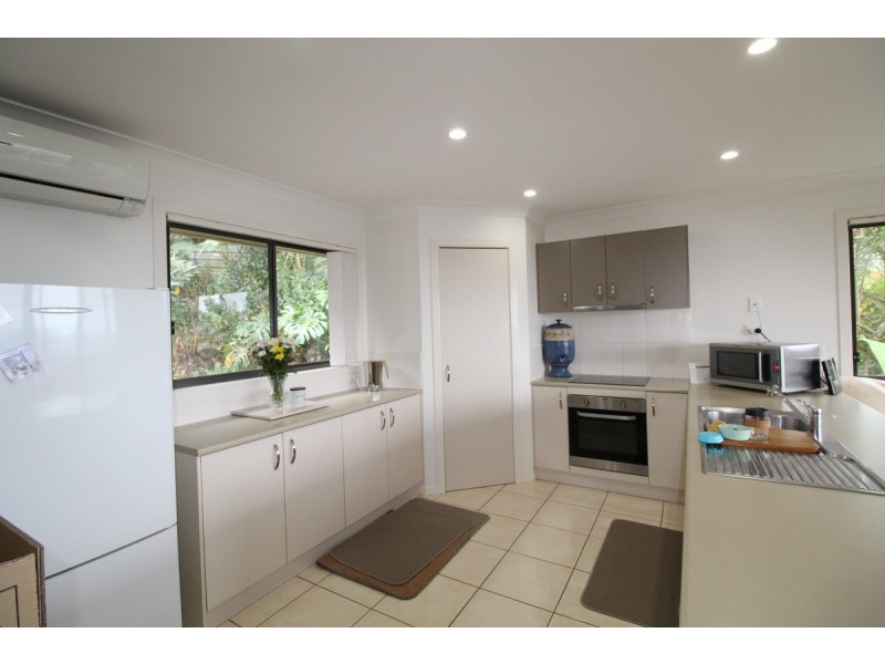 17 Tarlington Lane, Lower Beechmont QLD 4211