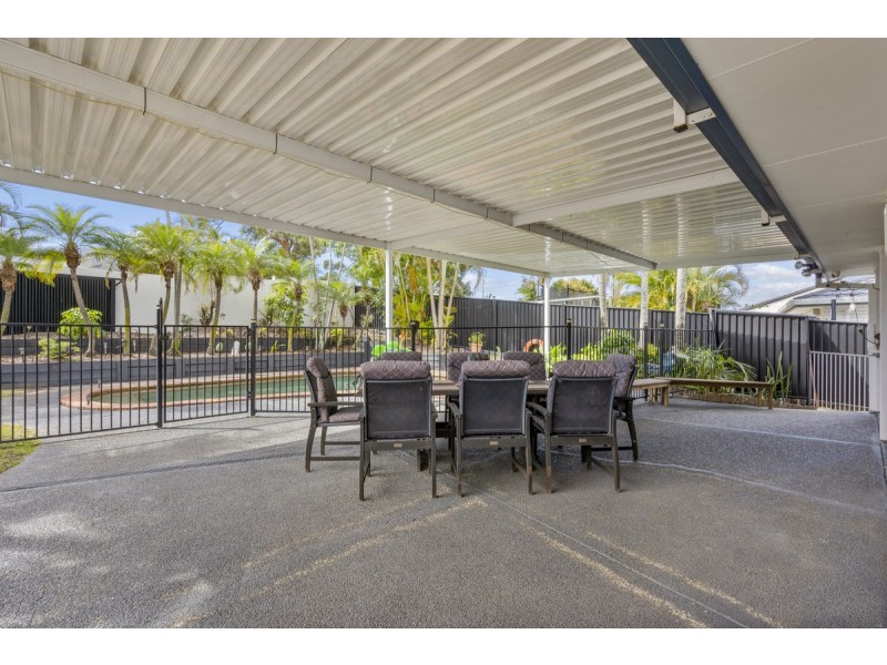 7 Aberdeen Court, Highland Park QLD 4211