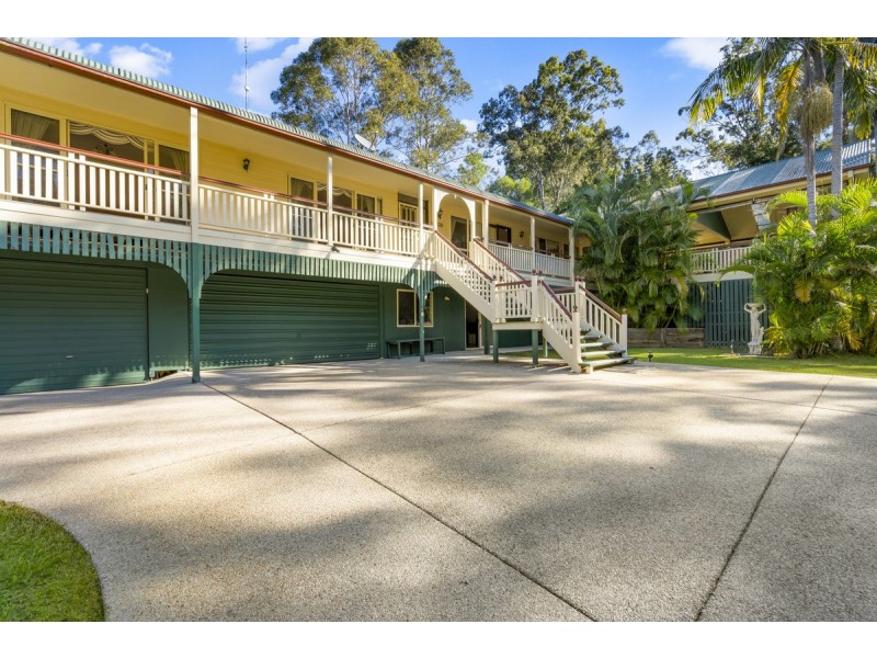 27 Tunbridge Drive, Nerang QLD 4211