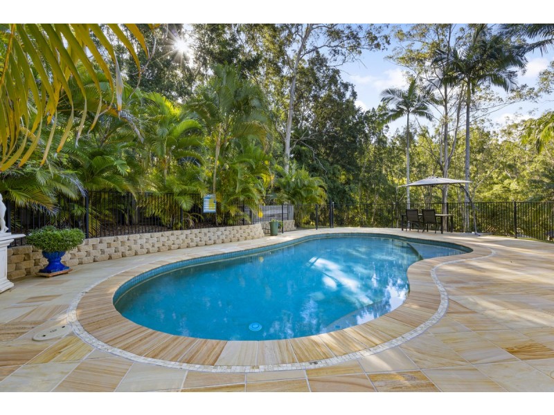 27 Tunbridge Drive, Nerang QLD 4211