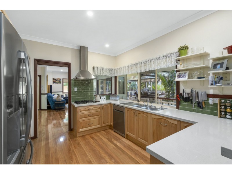 27 Tunbridge Drive, Nerang QLD 4211