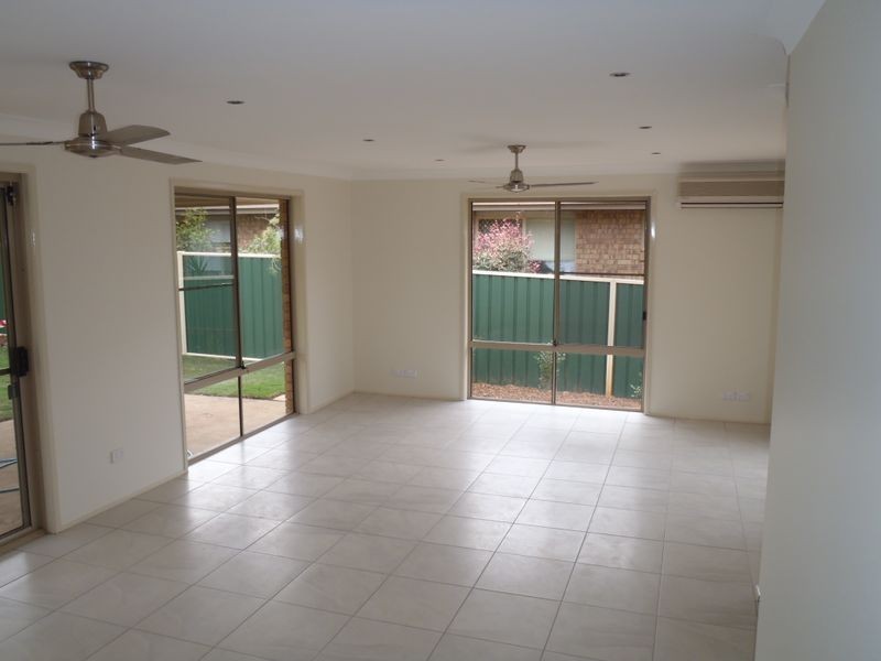 16 Ealing Court, Nerang QLD 4211