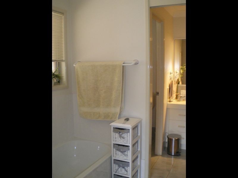 16 Ealing Court, Nerang QLD 4211