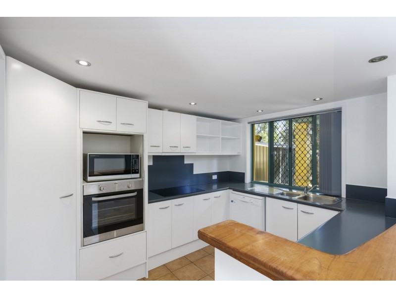 218/125 Hansford Road, Coombabah QLD 4216