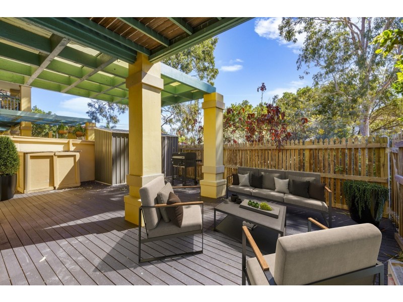 218/125 Hansford Road, Coombabah QLD 4216