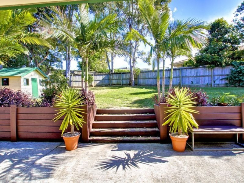 13 Knight Crescent, Nerang QLD 4211